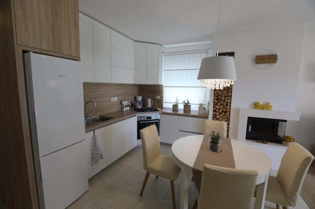Smil'E Apartments Vodice Bagian luar foto